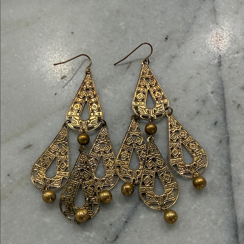 Elegant Gold Chandelier Earrings